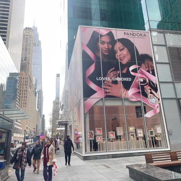 Pandora Teal Glazed Heart Sterling Silver Studs - Picture 4 of 7